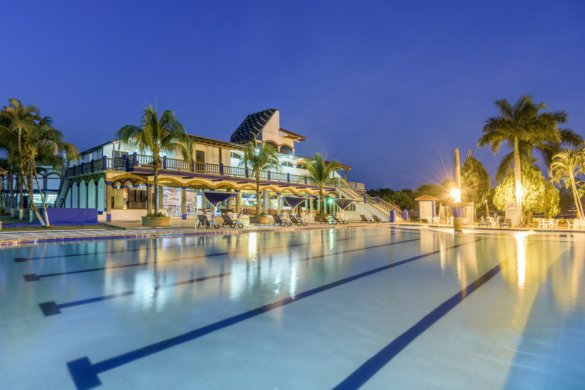 Hotel Sunrise By Hype Apiay Buitenkant foto